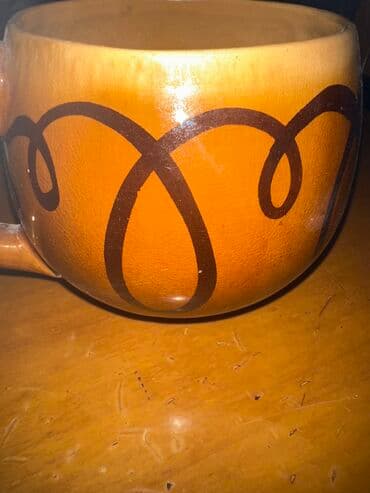 Pastel dəstləri: Keramikadan qablar: vazockalar, cawkalat, kul qabi. Sumqayita yaxin — 2