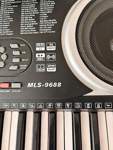 kohne pullar: Elektron sintezator klaviatura – MLS-9688 1300 azn alınıb az işlənib — 3