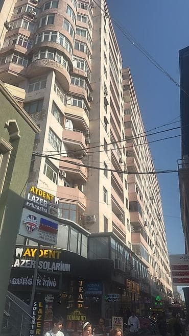24_saat zəng vassap aktivdir tam oxu.Salam EHMEDLİDE UNİBANKİN YANİNDA