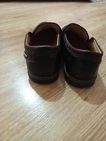 ayaqqabı мокасини: Uşaq üçün qara rəngli klassik ayaqqabı
Razmer 33 — 3