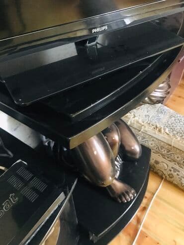 ikinci əl şifanerlər: İşlənmiş, Düz TV altlığı, Polkalı, Şüşəli, Belarusiya — 3