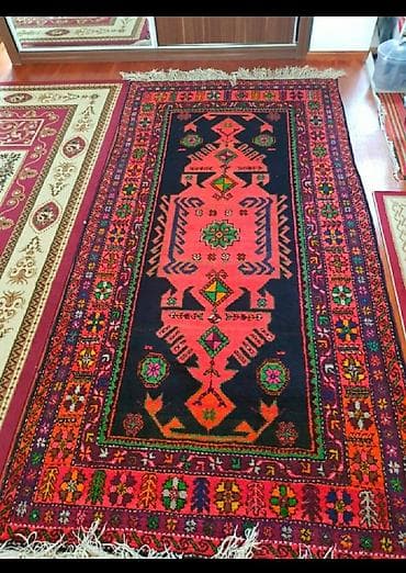 qedmi xalca: Xalça — 2