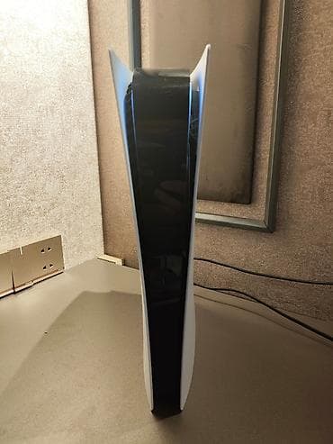 PS5 (Sony PlayStation 5): PlayStation 5 825GB yaddaş "Proşipka" olunub ideal vəziyyətdə Tək — 3