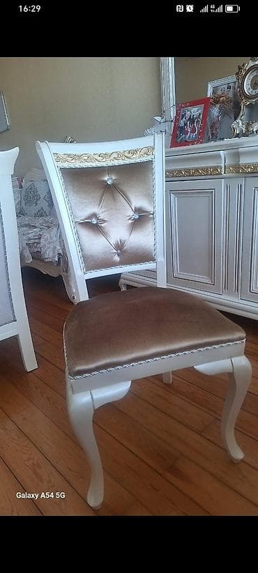 Мебель для дома: Klassik stil qonaq otağı mebel dəsti - Rəng: ağ krem tonlarında — 8