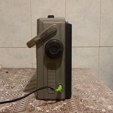 pitminutka işlənmiş: Maqnitafon/radio NEC satılır - Yaponiya istehsalıdır - 1983-cü ildə — 4
