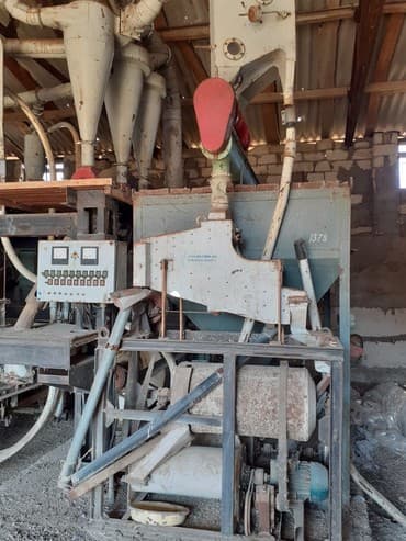qobustone qiyməti: Un dəyirmanı AVM-7. Sutkada 7 ton un istehsal edir. İki növ. Əla və — 2