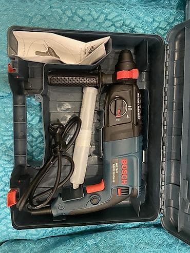 Bosch Professional perforator/qırıcı matkap – daşıma çantası ilə