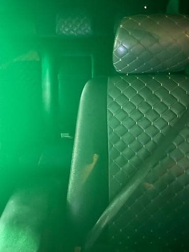 mercedes 600: Mercedes-Benz E-Class (W210) sedan - Kuzov: 4 qapılı sedan, gümüşü — 8