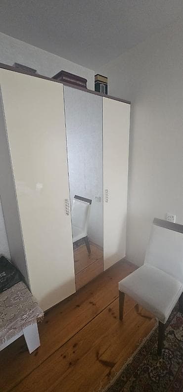 İşlənmiş, 3 qapılı, Güzgülü, Bej, Taxta, Açılan, Düz dolab