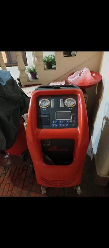 Videoreqistratorlar: Servis avto yağlama avadanligi təzə işlənməyib komplekdi — 1