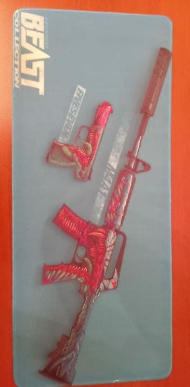 ipad mini 5 64gb: Çox işdedilmiyib. klavyaturanın karobkası var. İkisininde işiqları — 4