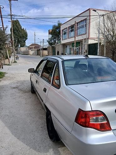 traktor satislari: Daewoo Nexia: 1.5 l | 2010 il Sedan — 2