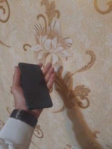 Samsung Galaxy A10, 32 GB