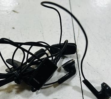 nokia c2 01: Simli Qulaqcıqlar, Nokia, rəng - Qara — 1