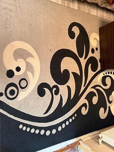 oyun xalca: Məhsul: İki ədəd dekorativ xalça 1 eded 30 azn 1) Qara-krem rəngli — 1