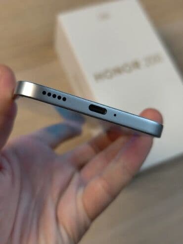 philips xenium 9@9q: Honor 200 Lite, 256 GB, rəng - Gümüşü, Sensor — 3