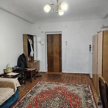 qusar a frame evler: Yasamal rayon 20yanvar metrosunun düz yaxinliginda 5 mertebeli binanin — 4
