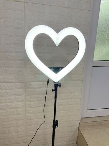 Chevrolet: Satılır 85 manata heç bir problemi yoxdu.İsteye göre işığın rengleri — 2