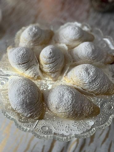 un halvasi: Şirniyyatlar evdə hazırlanır təmiz və keyfiyyətli şəkərbura 1 manat 70 — 3