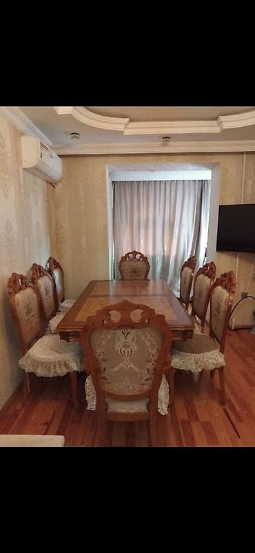 Qonaq otağı üçün, Dördbucaq masa, 8 stul