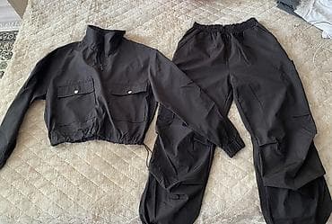 dəs paltar: Qara idman dəsti45 azn ə alınıb . 2 dəfə geyinilib — 1