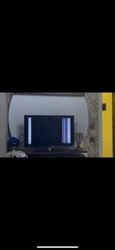 ikinci əl paltaryuyan: İşlənmiş Televizor Akai LCD 32" Ünvandan götürmə — 1