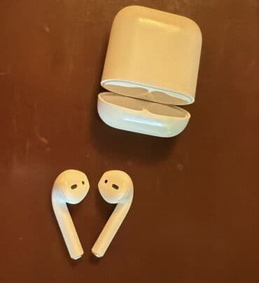 airpods ikinci el: İşlənmiş Simsiz (Bluetooth) Qulaqcıqlar, Apple, rəng - Ağ — 1