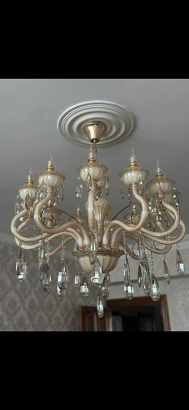 çıraq: Çılçıraq, 10 və daha çox lampa, Şüşə — 1