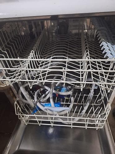 qabyuyan teleb olunur 2022: Qabyuyan maşın Beko, Kompakt, Ayrıca dayanan — 4