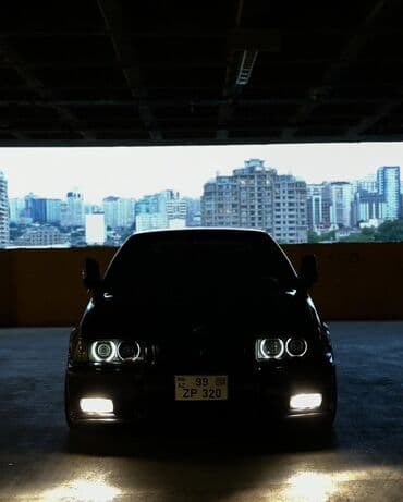 bmw 3 серия 318 at: BMW 3 Series E36 sedan – dərin mavi rəngli, idman üslubunda tüninq — 16