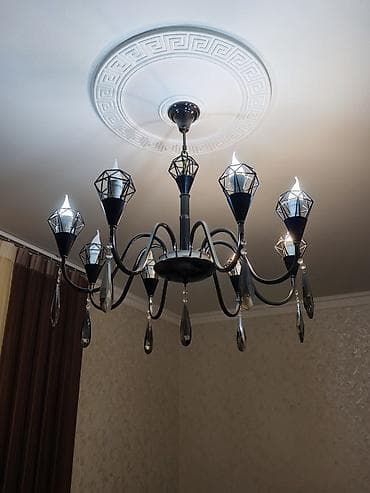 lustur 2019: Çılçıraq, 8 lampa, Metal — 1