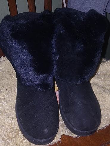 Rasiyadan alinib .15 manata satilir.rahatdir.isti saxlayir.38 39