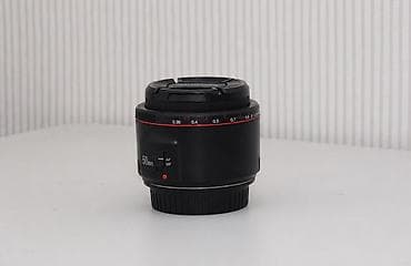 rels işıq: 50mm fotoobyektiv - Fokus məsafəsi: 50 mm, klassik “normal” — 1