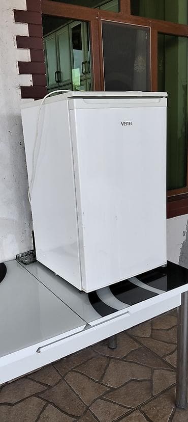 Məhsul: Vestel mini soyuducu Xüsusiyyətlər: - Kompakt ölçü