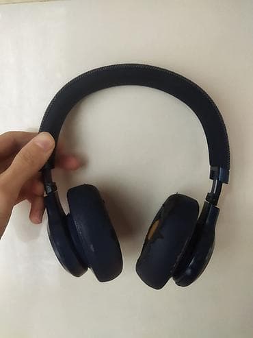 Jbl Live 660 NC orginal qulaqliqdir pul ehtiyac olduqu üçün tecili