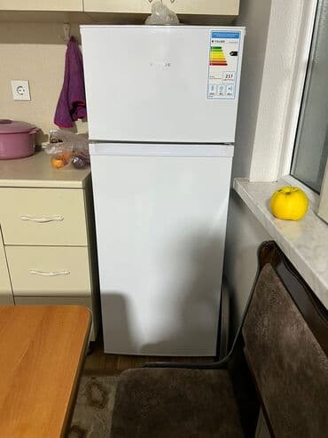 2 qapılı Taube Soyuducu Satılır, rəng - Ağ