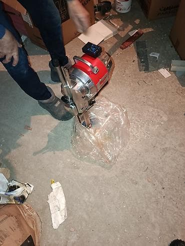 qayçı: Mayer MR-05 şaquli parça kəsmə maşını - Brend/model: Mayer MR-05 — 2