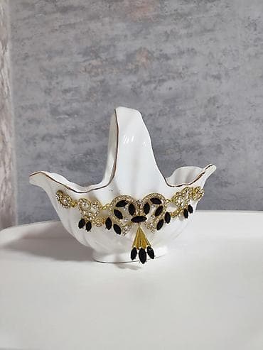 biskvit qabi: Zərif dekorativ porselen qab – səbət formalı. 050-450-97-55 çatdırılma — 1