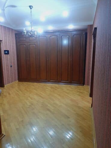 xırdalanda kirayə mənzillər: Xetai metrosu yanı 11mertebeli binanın 4-ci mertebesinde yerleşen — 7