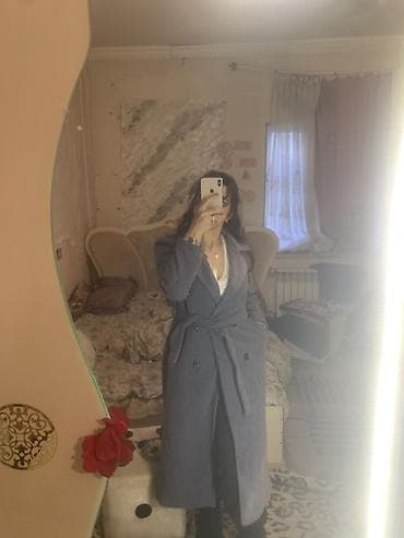 Baş geyimləri: Qadın uzun palto - Rəng: boz-mavi - Model: ikiqat düyməli, qolu və ön — 4