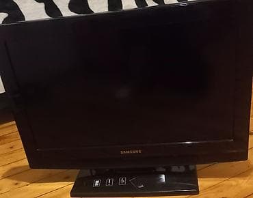 Samsung LCD televizor - Ekran: təxminən 22–24 düym (geniş format) -