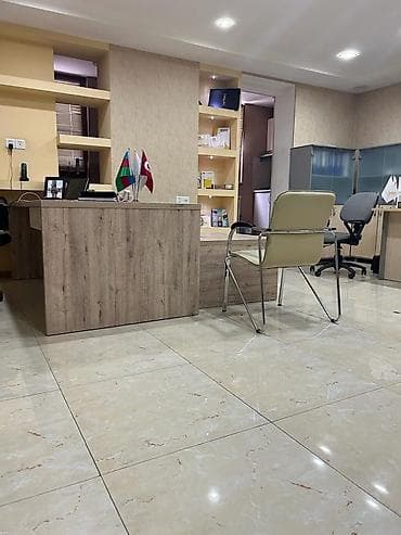 Elmler metrosuna yaxin 1 otaqli ofis İcarəyə verilir. Mebel Dəsti –