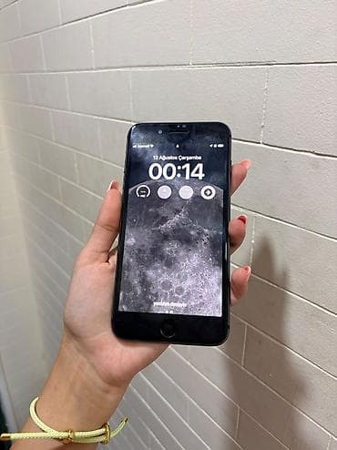 iphone 6 s ekran: IPhone 8 Plus, 64 GB, Space Gray, Barmaq izi — 3