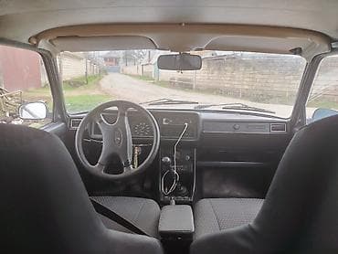 mersedes benz 190: Masnin heç bir problem yoxdur tekerler tezedi mator injektırdı — 5