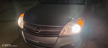opel rolu: Opel Astra H Faralari. Ici qara 1 cut. Sag ve sol. Hal hazirda — 5