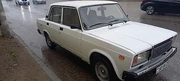 duman farası: VAZ 2107, ağ rəng, sedan kuzov. Texniki xüsusiyyətlər və təchizat: - — 4