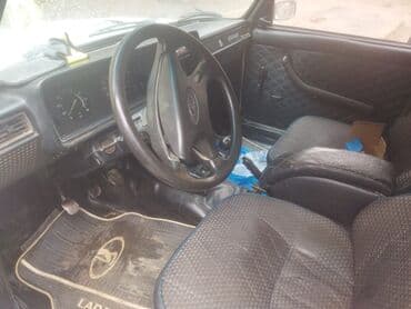 vaz 2107 qapi uzlukleri: VAZ 2107, ağ rəngli sedan Xüsusiyyətlər: - Kuzov: 4 qapılı sedan, ağ — 6