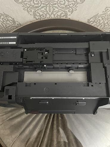 TV altlığı: Düz TV altlığı, Polkalı, Laminat — 6