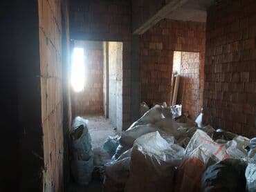 xacmaz ev: 3 otaqlı, Yeni tikili, 96 kv. m — 2