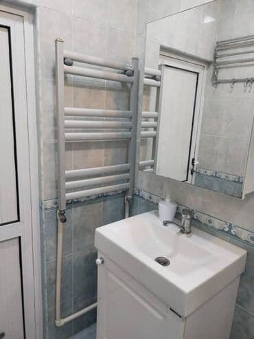 lənd kuruzer ucun led işıq lupası hardan tapmaq olar: Bakı, 3 otaqlı, Köhnə tikili, m. Həzi Aslanov, 80 kv. m — 15